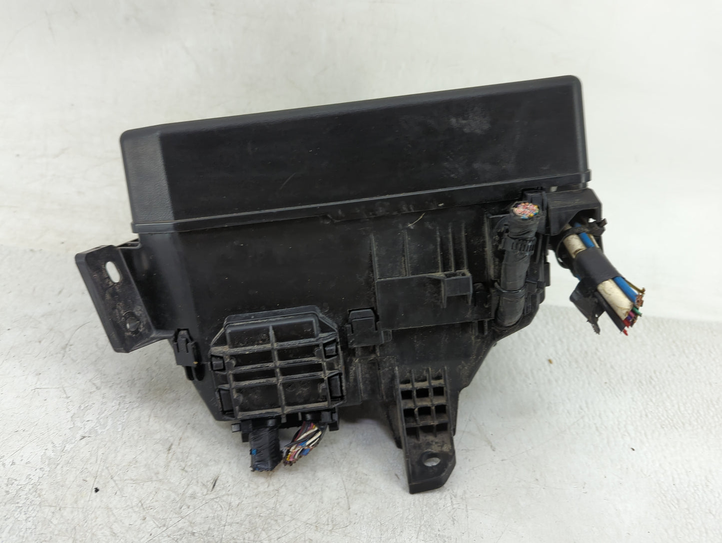 2009-2014 Toyota Matrix Fusebox Fuse Box Panel Relay Module P/N:82662-02270 Fits Fits 2009 2010 2011 2012 2013 2014 OEM Used