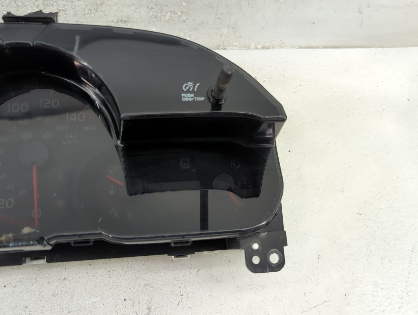 2009-2010 Toyota Matrix Instrument Cluster Speedometer Gauges P/N:83800-02U10 Fits Fits 2009 2010 OEM Used Auto Parts - Oemu
