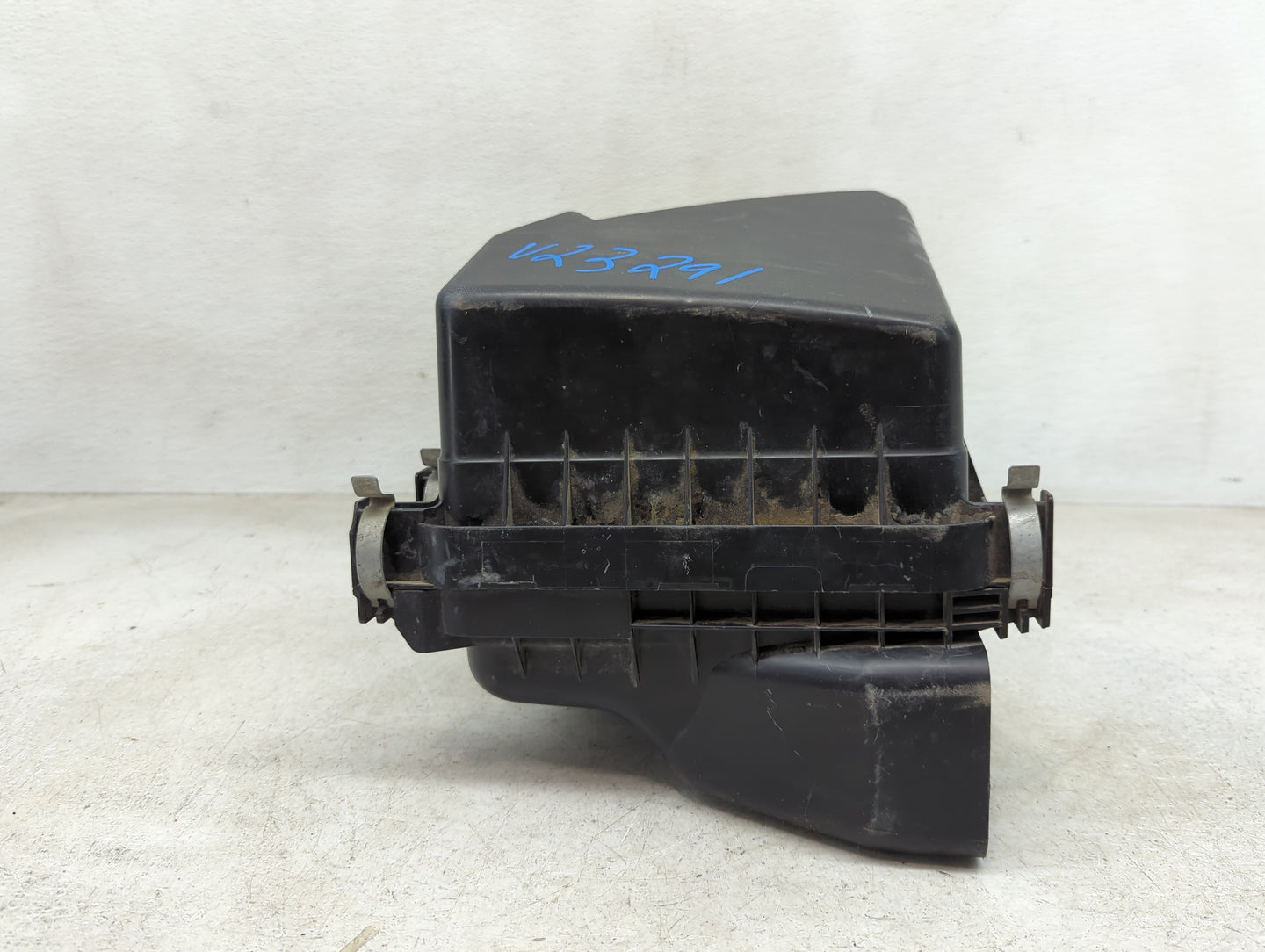 2009-2013 Toyota Matrix Air Cleaner Intake-duct Hose Tube - Oemusedautoparts1.com