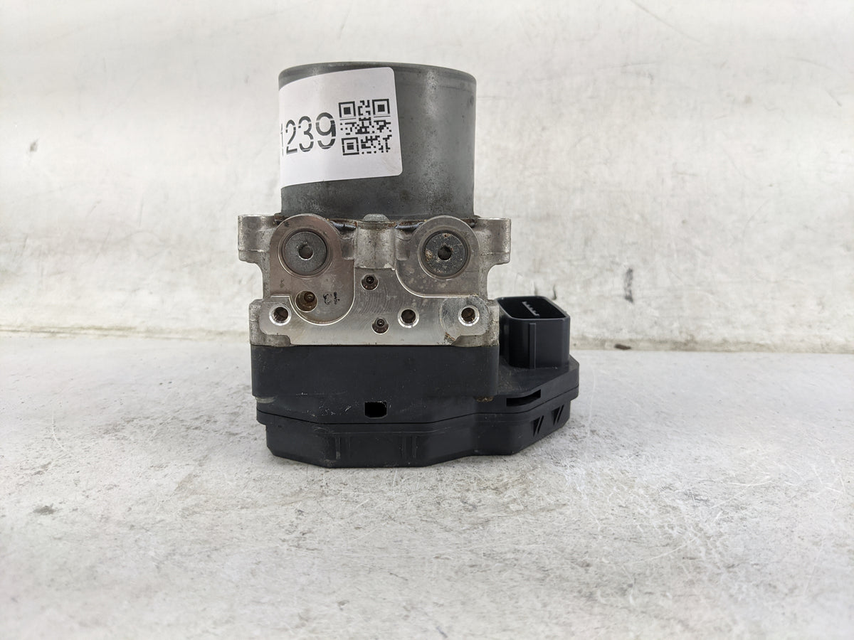 2010 Toyota Matrix Anti-Lock Brake ABS Pump Module Actuator OEM P/N:44540-0R070 89541-0R070, 146040-31130 Fits Fits 2009 201