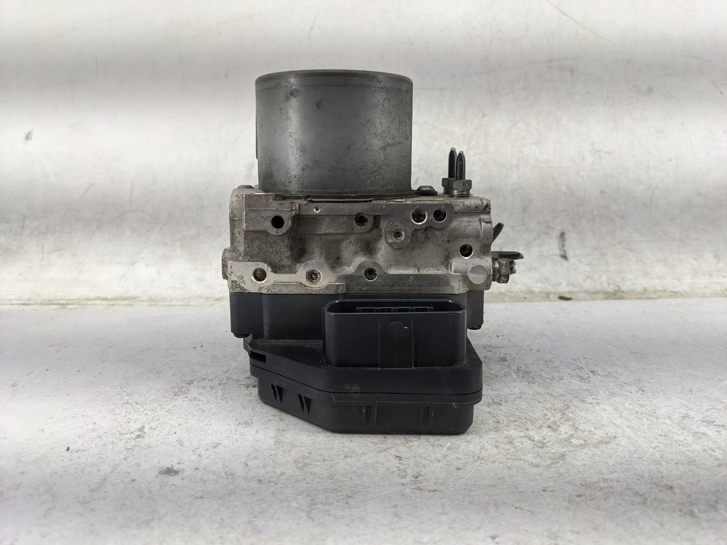 2010 Toyota Matrix ABS Pump Control Module Replacement P/N:44540-0R070 89541-0R070, 146040-31130 Fits Fits 2009 2011 OEM Use