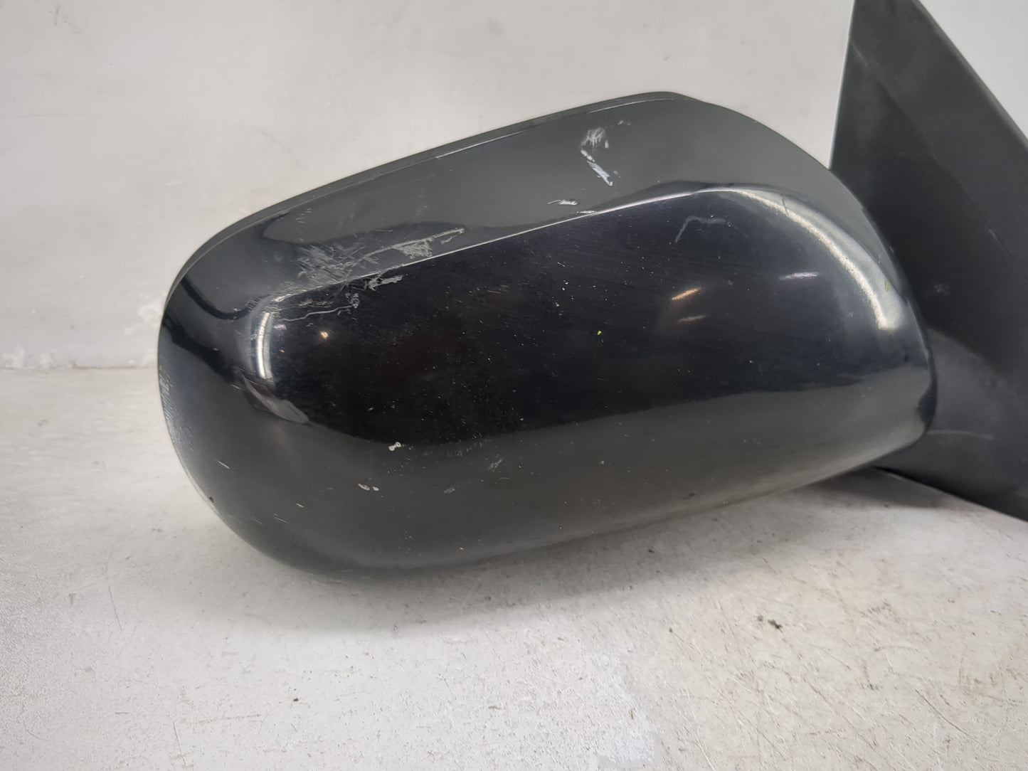 2009-2014 Toyota Matrix Passenger Side View Mirror - Right Door Mirror OEM Used - Oemusedautoparts1.com