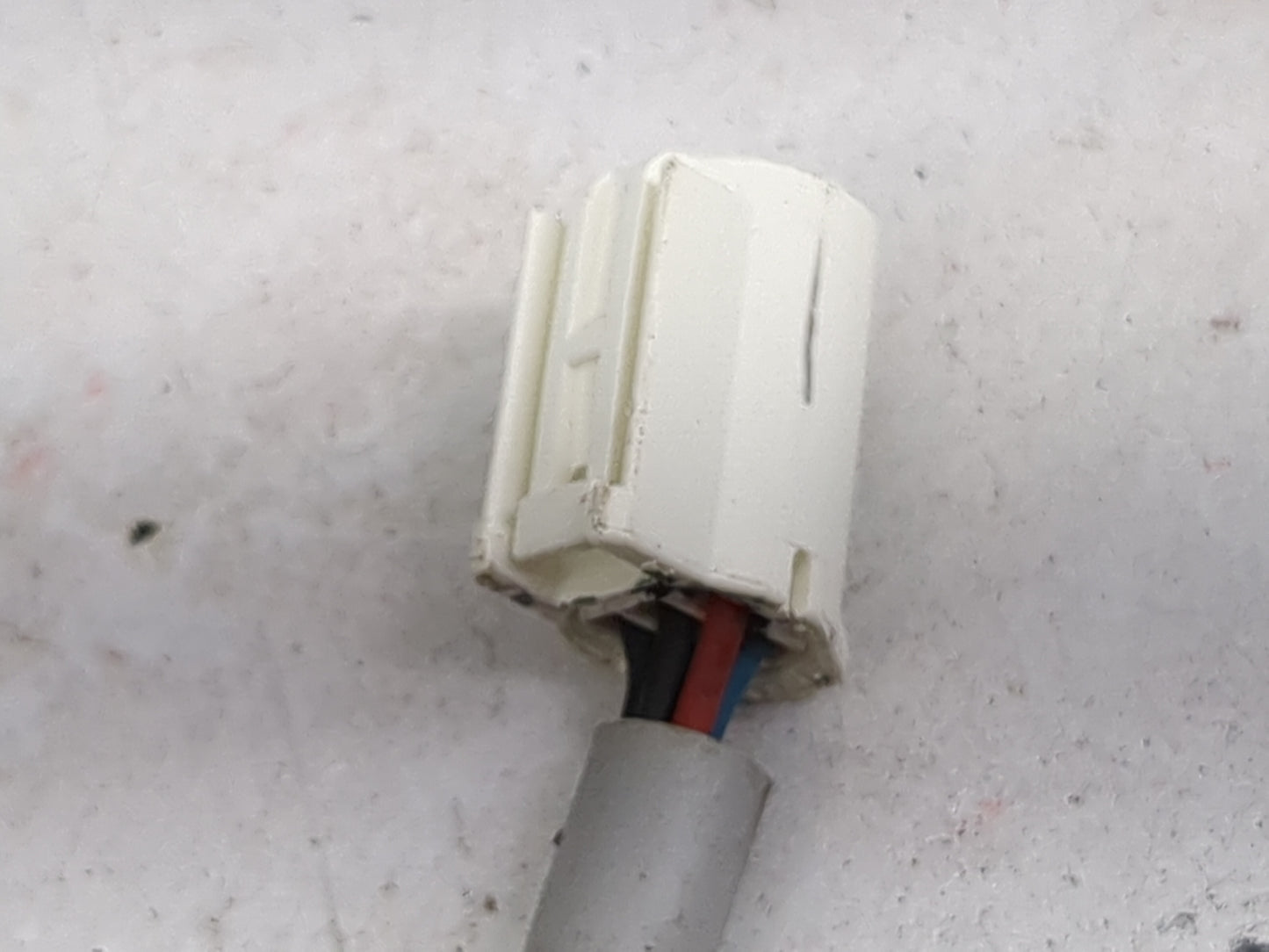 2009-2014 Toyota Matrix Passenger Side View Mirror - Right Door Mirror OEM Used - Oemusedautoparts1.com