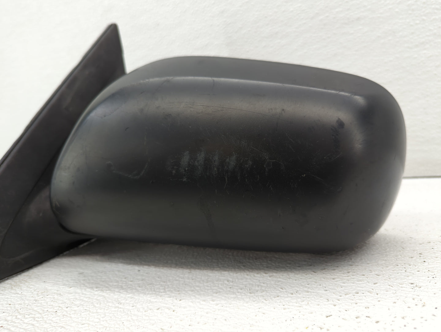 2010 Toyota Matrix Driver Side View Mirror - Left Door Mirror OEM Used - Oemusedautoparts1.com