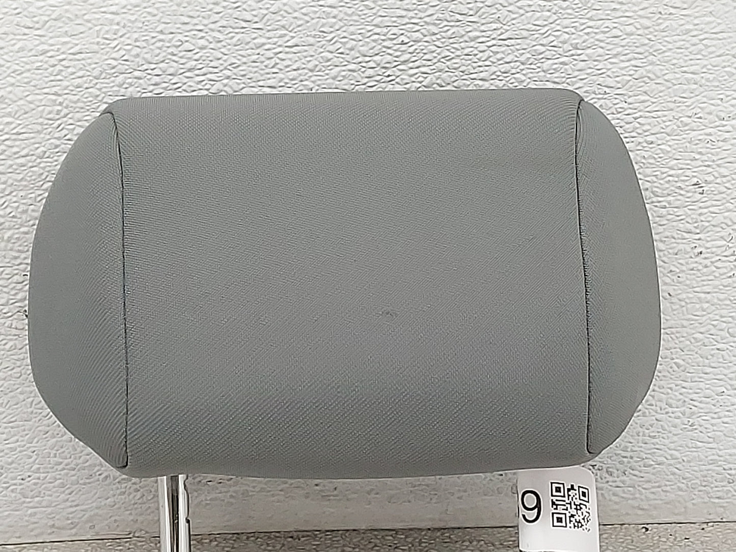 2009-2010 Toyota Matrix Headrest Head Rest Rear Seat Fits Fits 2009 2010 OEM Used Auto Parts - Oemusedautoparts1.com