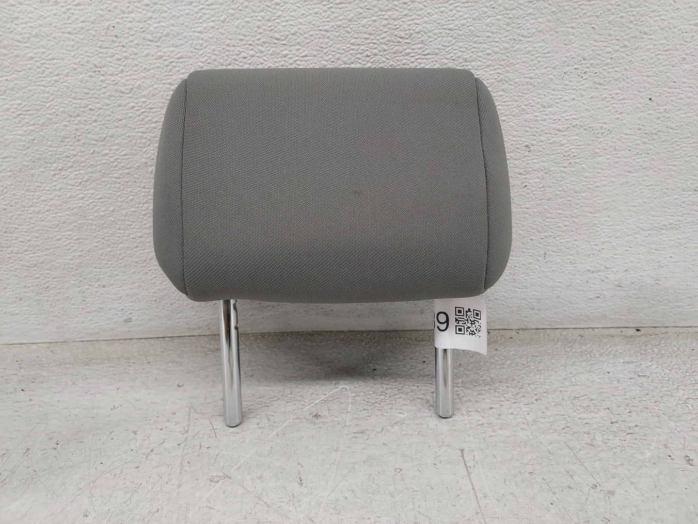 2009-2010 Toyota Matrix Headrest Head Rest Rear Seat Fits Fits 2009 2010 OEM Used Auto Parts - Oemusedautoparts1.com