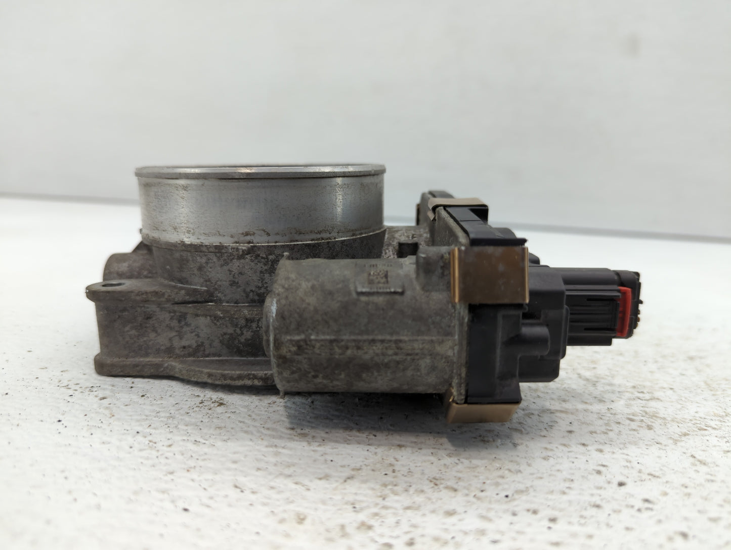 2010 Toyota Matrix Throttle Body P/N:12617792 Fits OEM Used Auto Parts - Oemusedautoparts1.com