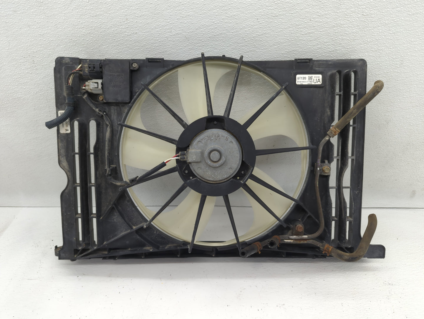 2009-2014 Toyota Matrix Left Radiator Fan Motor Assembly Cream - Oemusedautoparts1.com