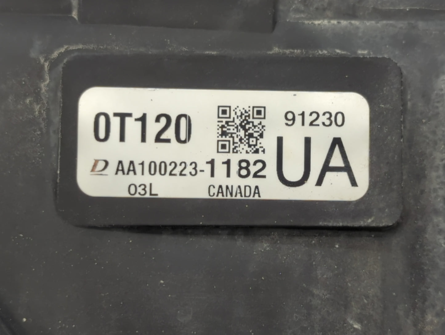 2009-2014 Toyota Matrix Left Radiator Fan Motor Assembly Cream - Oemusedautoparts1.com