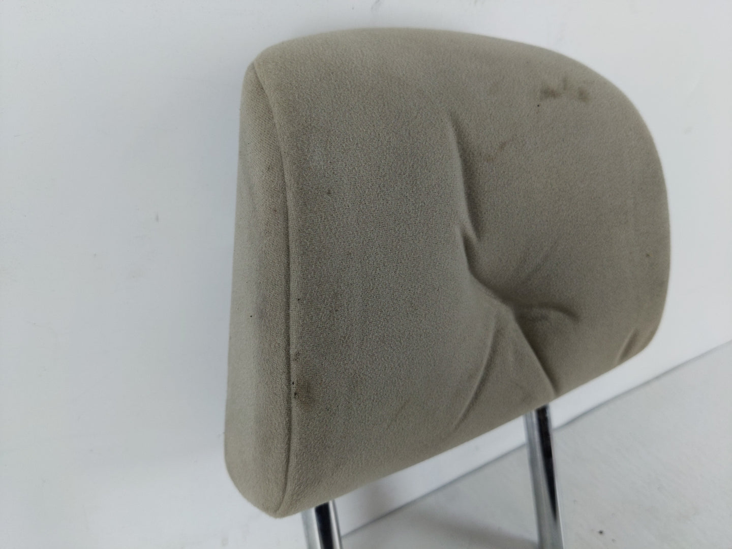 2010-2011 Toyota Prius Headrest Head Rest Rear Seat Fits Fits 2010 2011 OEM Used Auto Parts - Oemusedautoparts1.com