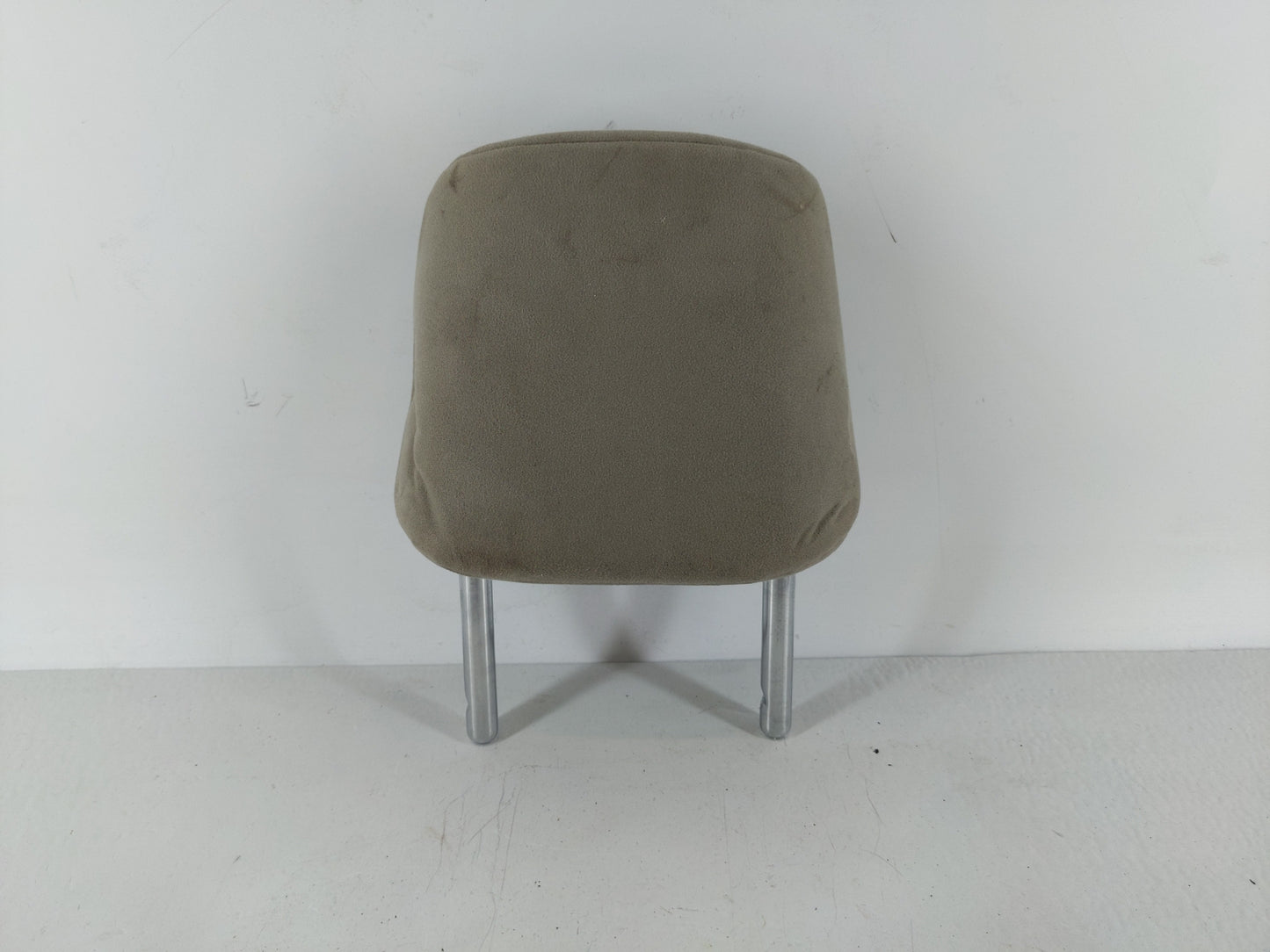 2010-2011 Toyota Prius Headrest Head Rest Rear Seat Fits Fits 2010 2011 OEM Used Auto Parts - Oemusedautoparts1.com