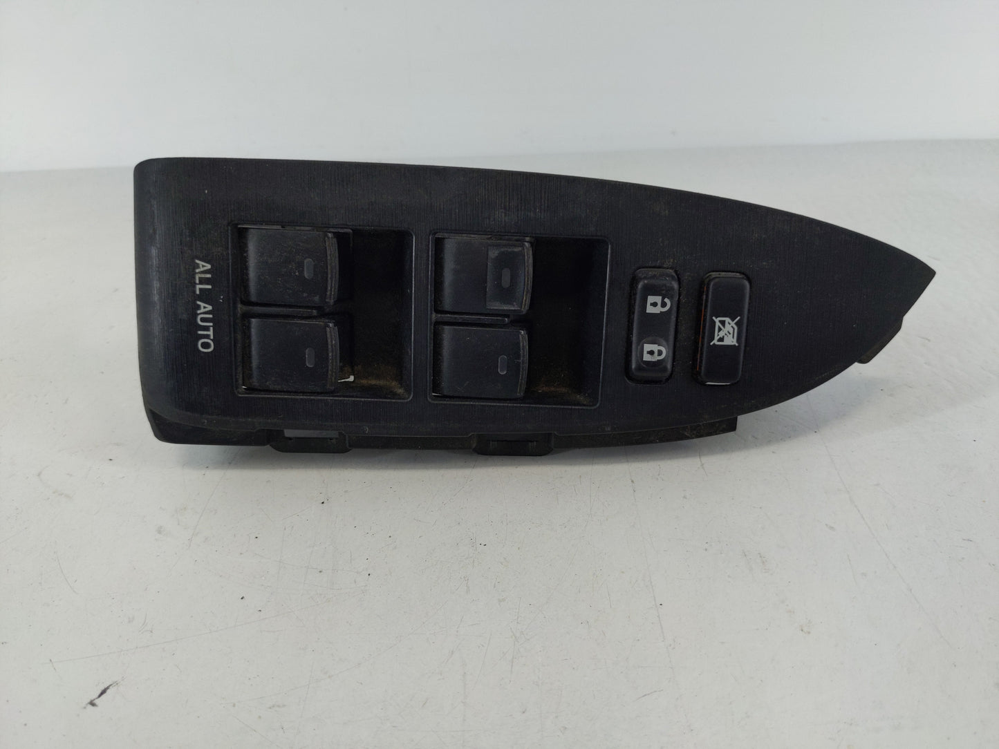 2010-2014 Toyota Prius Master Power Window Switch Replacement Driver Side Left P/N:515220 Fits OEM Used Auto Parts - Oemused