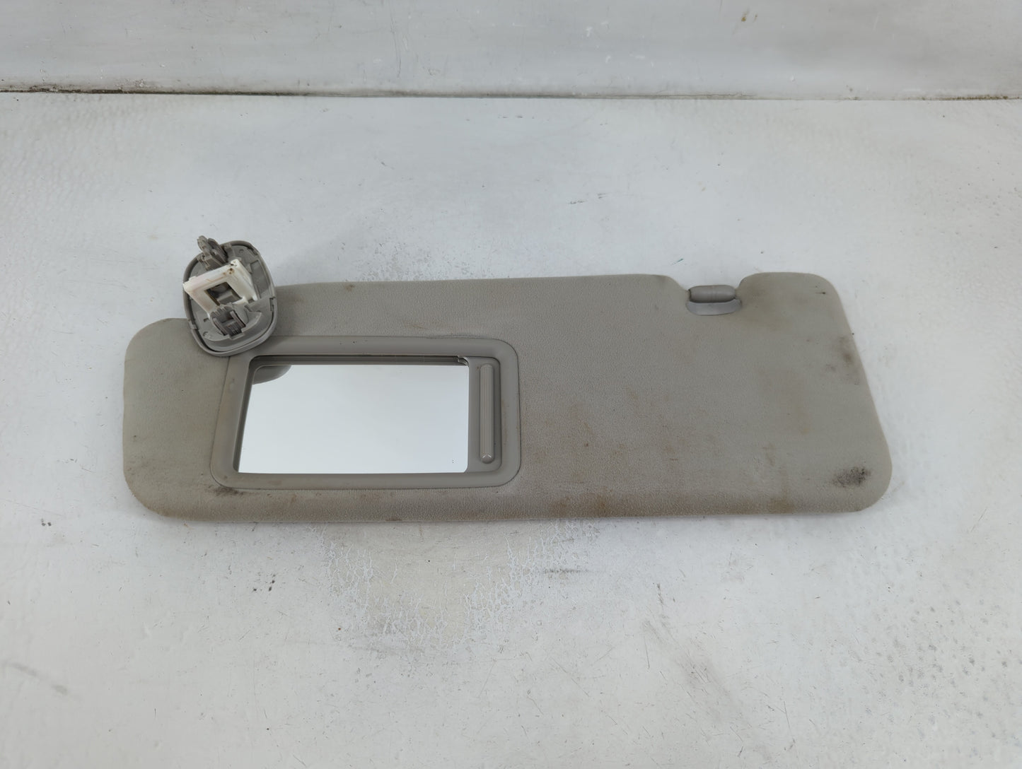 2010-2011 Toyota Prius Sun Visor Shade Replacement Driver Left Mirror Fits Fits 2010 2011 OEM Used Auto Parts - Oemusedautop