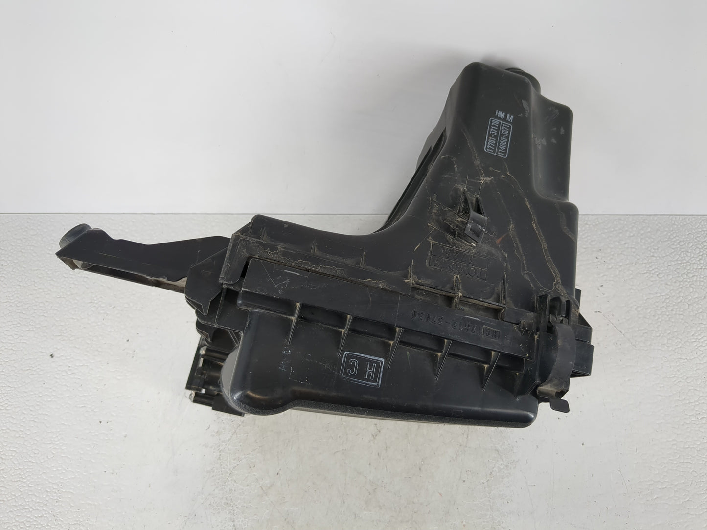2010-2015 Toyota Prius Air Cleaner Intake-duct Hose Tube - Oemusedautoparts1.com