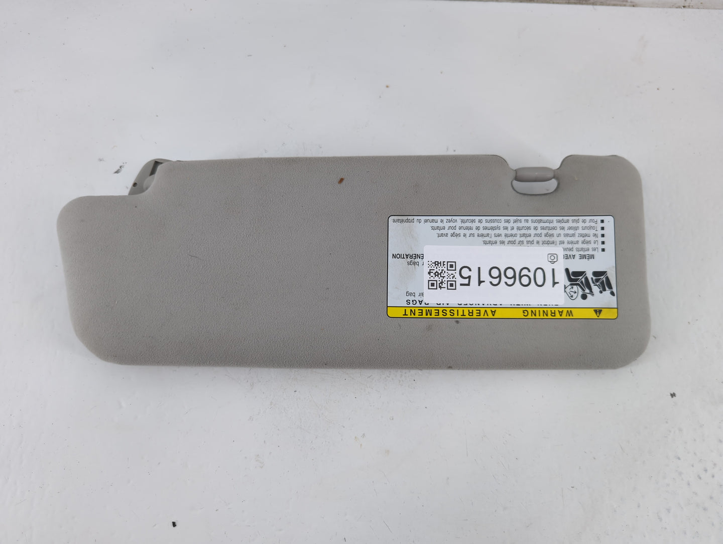 2010-2015 Toyota Prius Sun Visor Shade Replacement Passenger Right Mirror Fits Fits 2010 2011 2012 2013 2014 2015 OEM Used A