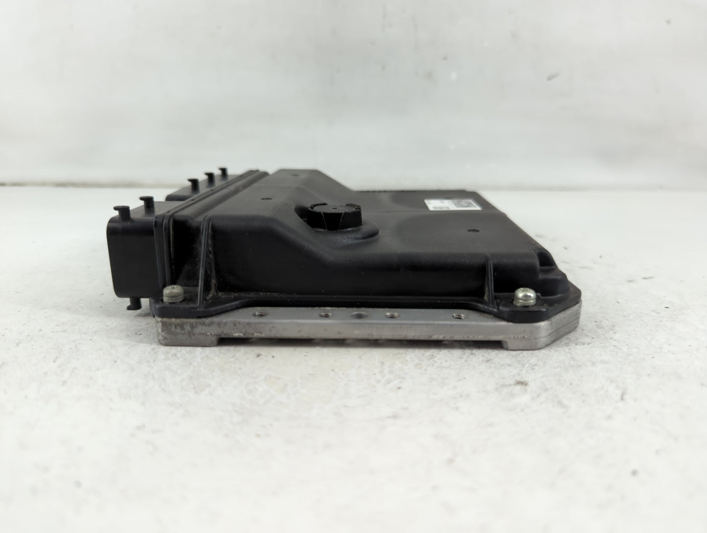 2010 Toyota Prius PCM Engine Control Computer ECU ECM PCU OEM P/N:89661-47262 Fits OEM Used Auto Parts - Oemusedautoparts1.c