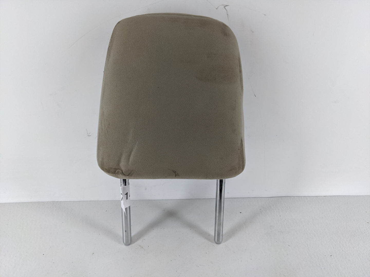 2010-2011 Toyota Prius Headrest Head Rest Front Driver Passenger Seat Fits Fits 2010 2011 OEM Used Auto Parts - Oemusedautop
