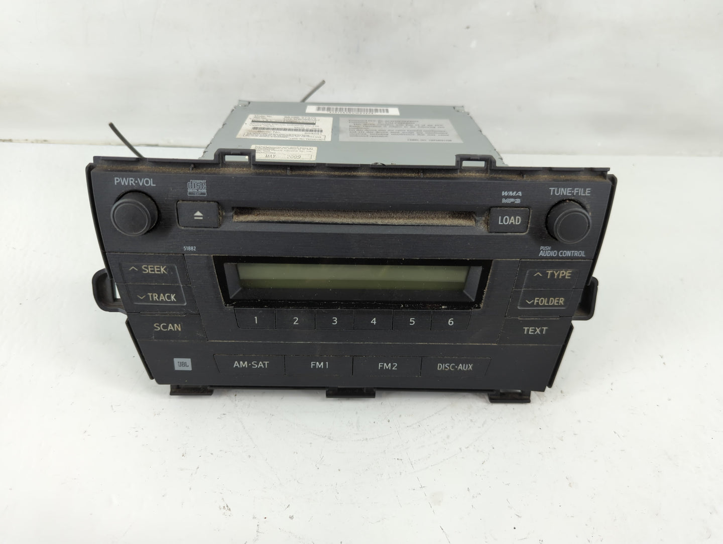 2010-2011 Toyota Prius Radio AM FM Cd Player Receiver Replacement P/N:86120-47290 Fits Fits 2010 2011 OEM Used Auto Parts - 