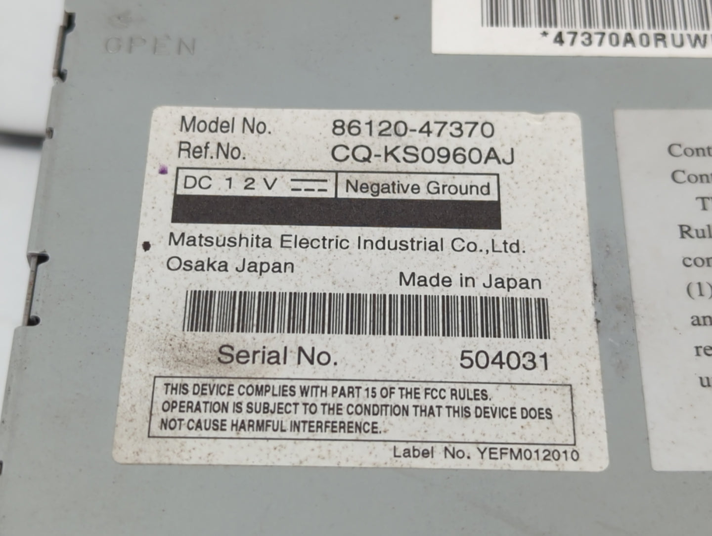 2010-2011 Toyota Prius Radio AM FM Cd Player Receiver Replacement P/N:86120-47290 Fits Fits 2010 2011 OEM Used Auto Parts - 
