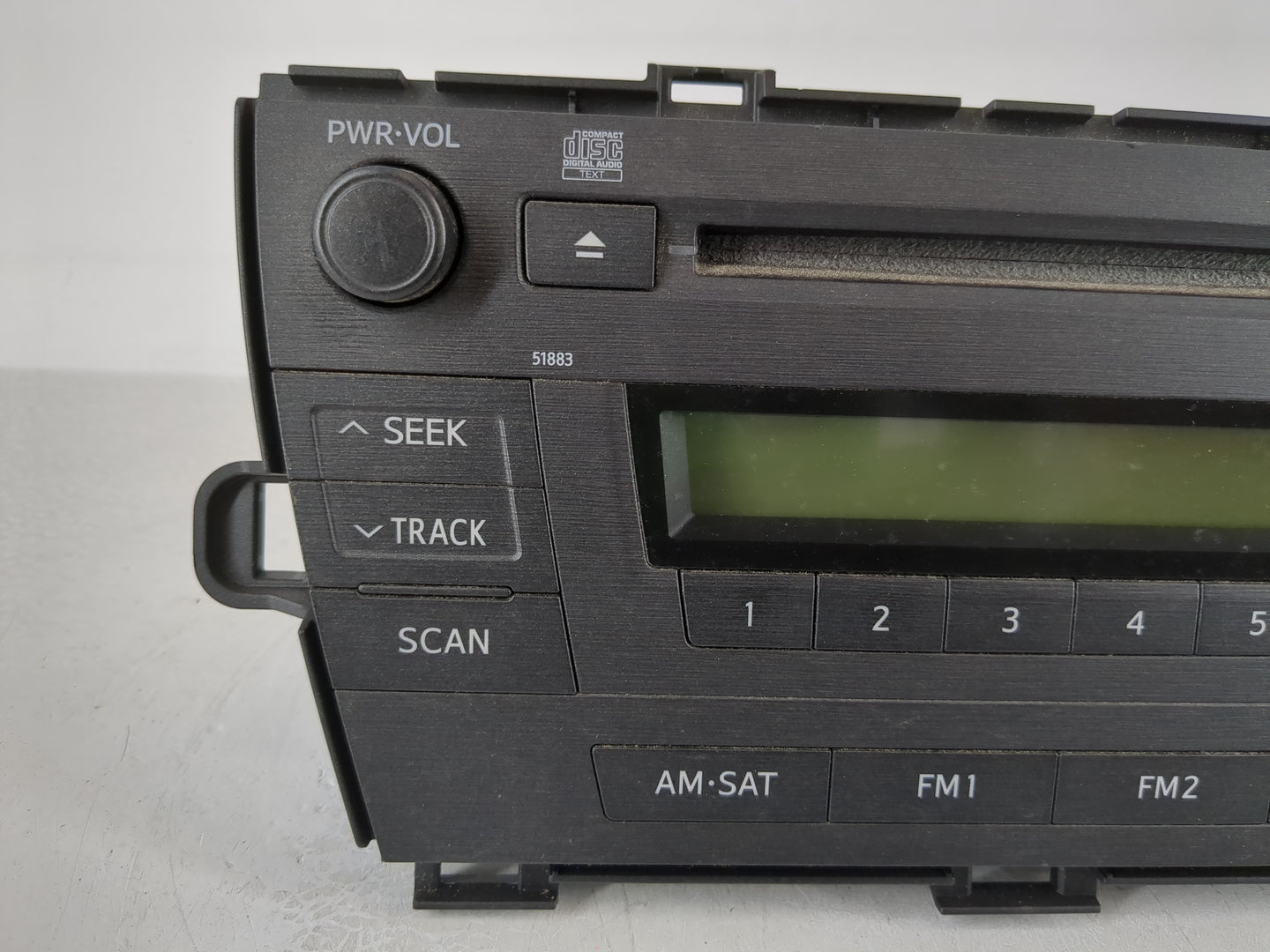 2010-2011 Toyota Prius Radio AM FM Cd Player Receiver Replacement P/N:86120-47290 Fits Fits 2010 2011 OEM Used Auto Parts - 