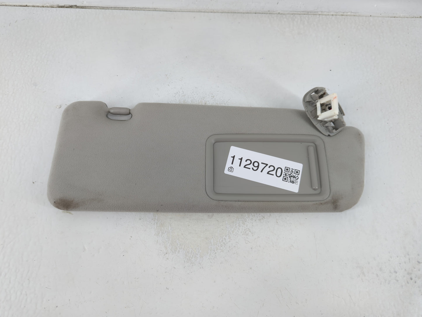 2010-2015 Toyota Prius Sun Visor Shade Replacement Passenger Right Mirror Fits Fits 2010 2011 2012 2013 2014 2015 OEM Used A