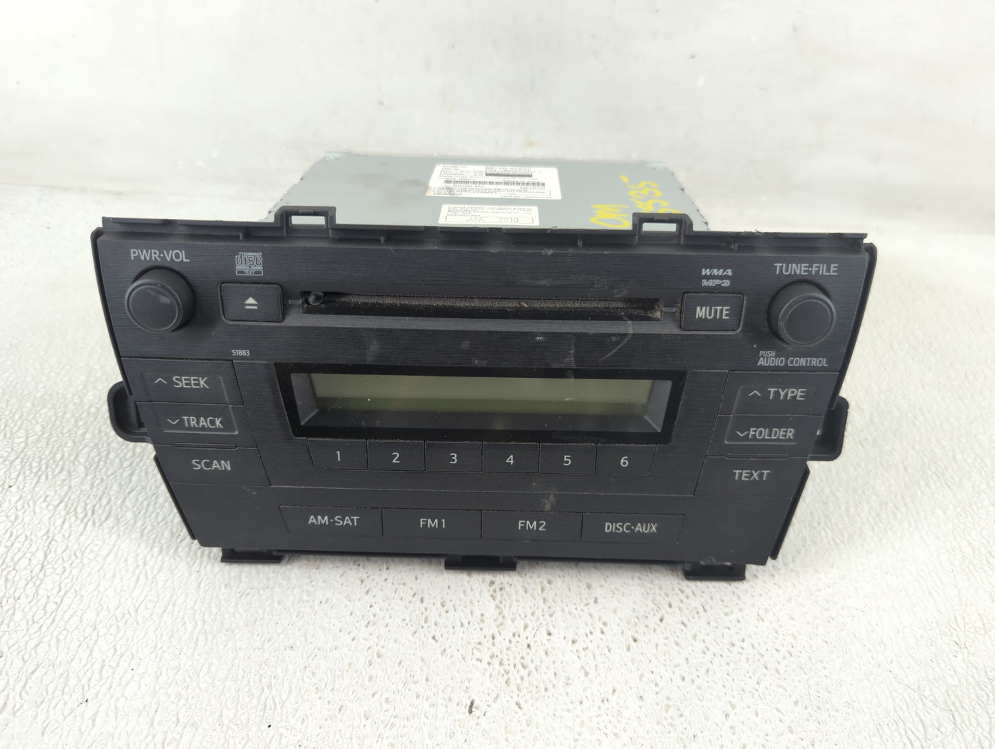 2010-2011 Toyota Prius Radio AM FM Cd Player Receiver Replacement P/N:86120-47290 Fits Fits 2010 2011 OEM Used Auto Parts - 