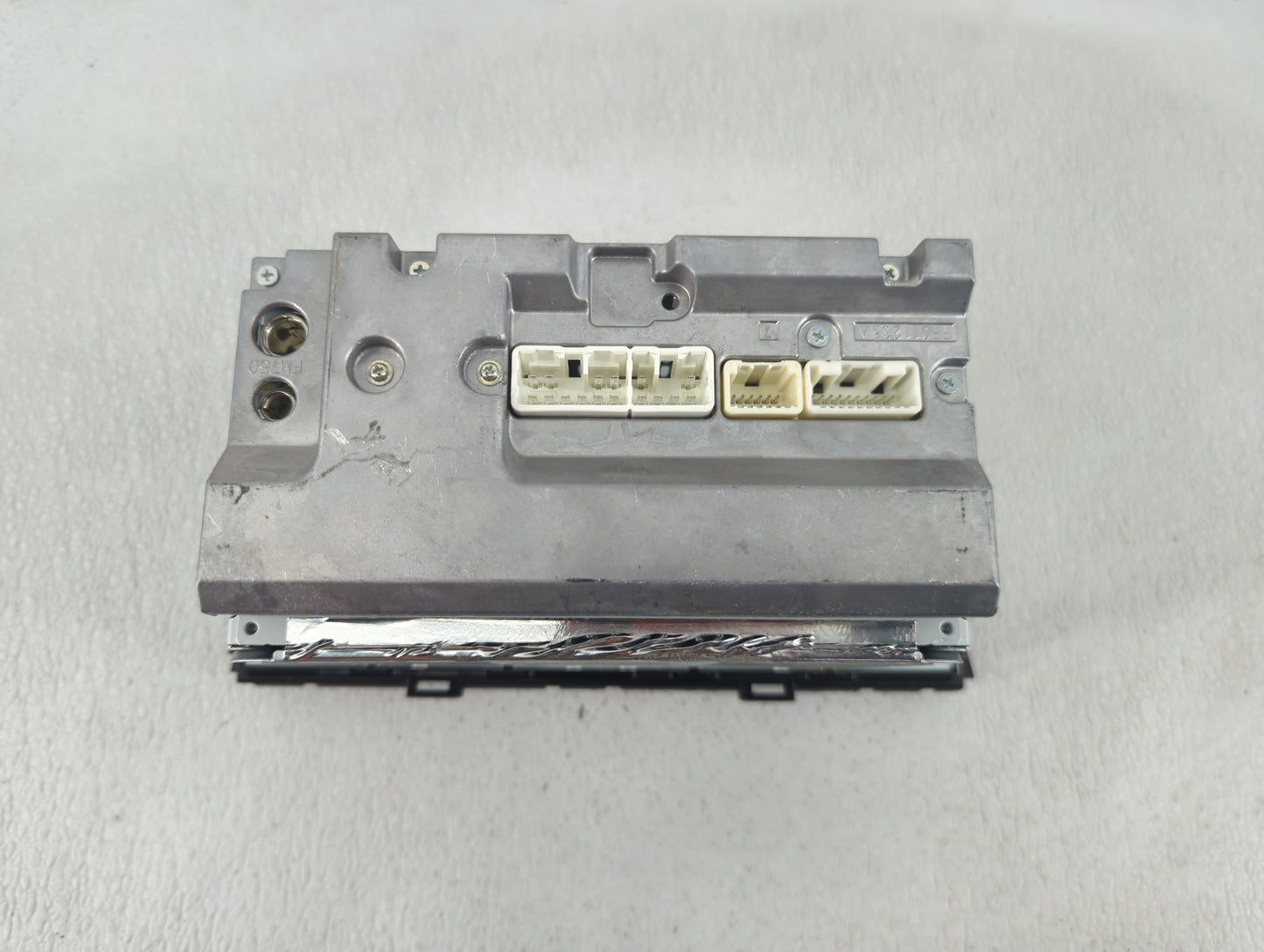 2010-2011 Toyota Prius Radio AM FM Cd Player Receiver Replacement P/N:86120-47290 Fits Fits 2010 2011 OEM Used Auto Parts - 