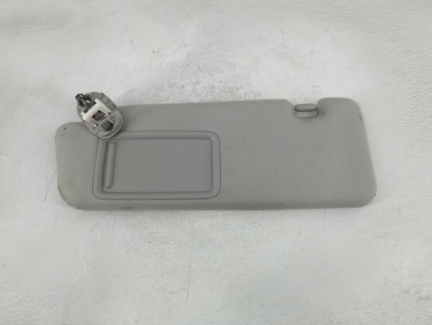 2010-2011 Toyota Prius Sun Visor Shade Replacement Driver Left Mirror Fits Fits 2010 2011 OEM Used Auto Parts - Oemusedautop