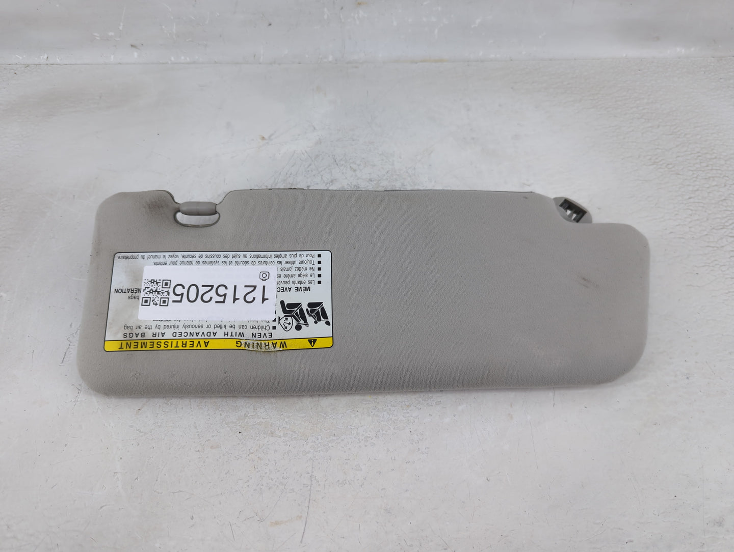 2010-2011 Toyota Prius Sun Visor Shade Replacement Driver Left Mirror Fits Fits 2010 2011 OEM Used Auto Parts - Oemusedautop