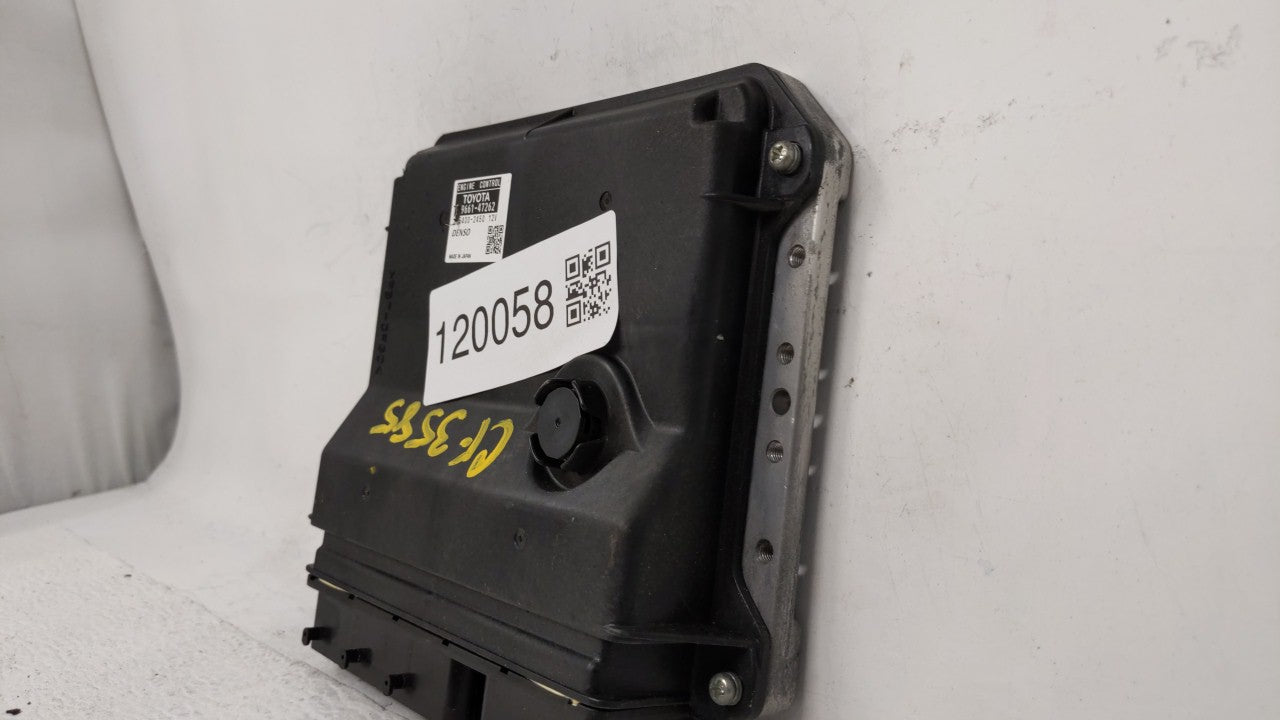 2010 Toyota Prius PCM Engine Control Computer ECU ECM PCU OEM P/N:89661-47262 89681-47081 Fits OEM Used Auto Parts - Oemused