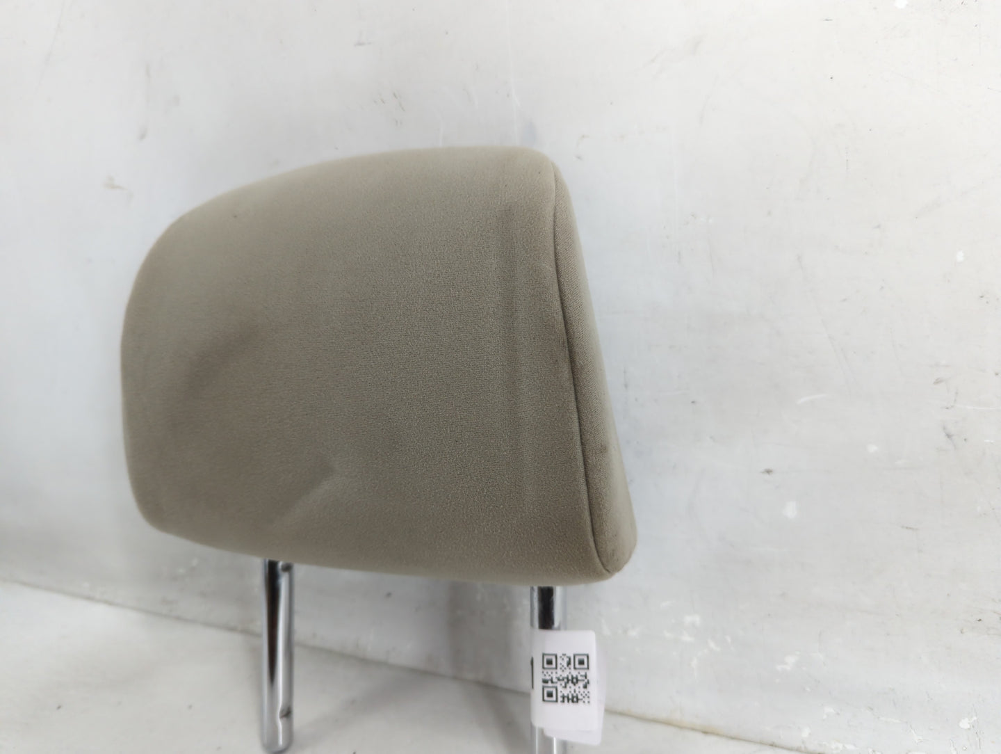 2010 Toyota Prius Headrest Head Rest Front Driver Passenger Seat Fits OEM Used Auto Parts - Oemusedautoparts1.com