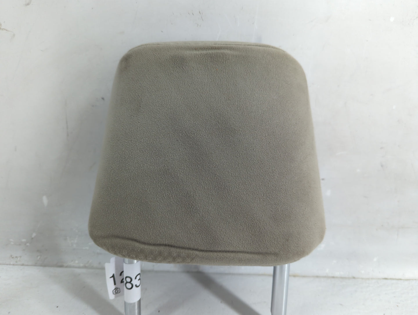 2010 Toyota Prius Headrest Head Rest Front Driver Passenger Seat Fits OEM Used Auto Parts - Oemusedautoparts1.com