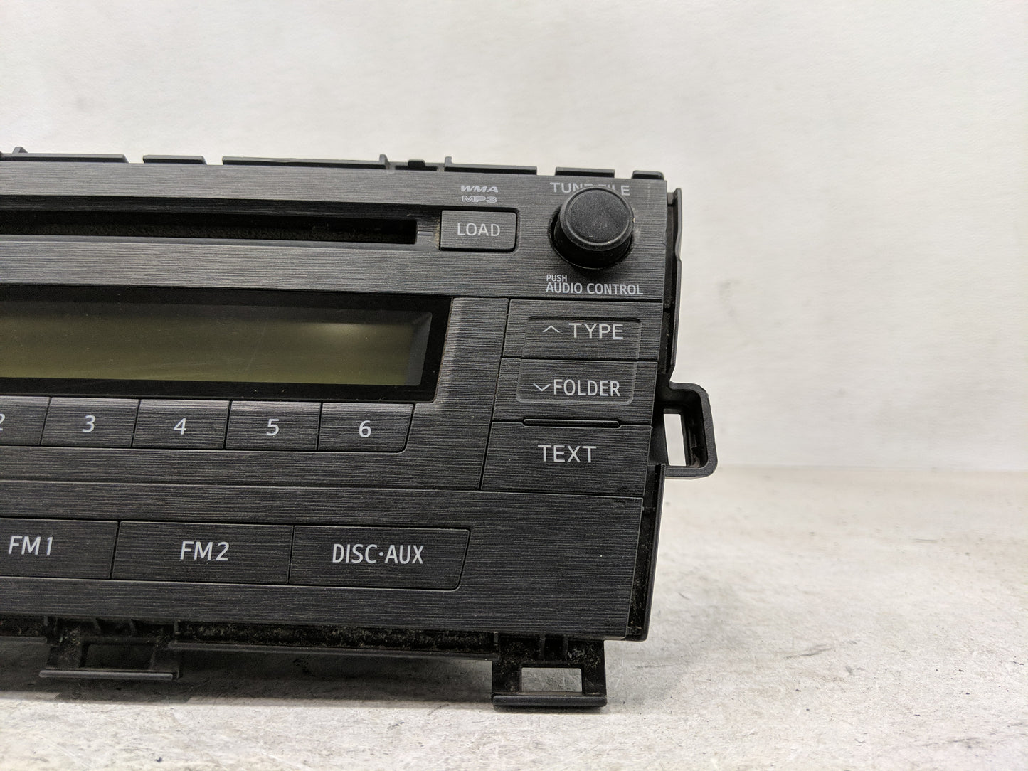 2010-2011 Toyota Prius Radio AM FM Cd Player Receiver Replacement P/N:86120-47370 Fits Fits 2010 2011 OEM Used Auto Parts - 