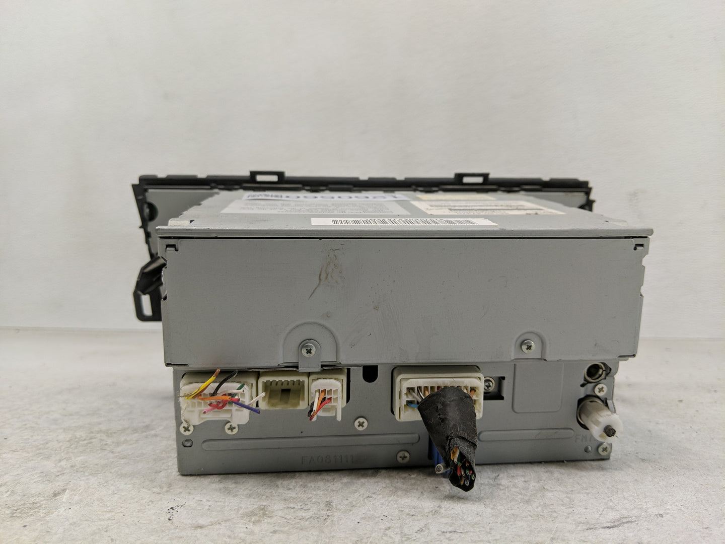 2010-2011 Toyota Prius Radio AM FM Cd Player Receiver Replacement P/N:86120-47370 Fits Fits 2010 2011 OEM Used Auto Parts - 
