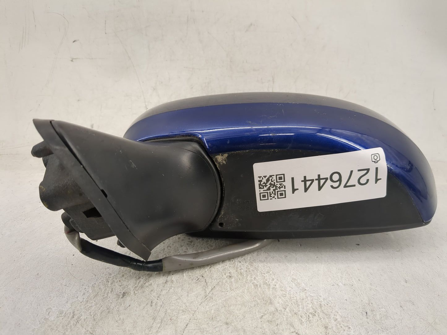 2010-2015 Toyota Prius Driver Side View Mirror - Left Door Mirror OEM Used - Oemusedautoparts1.com