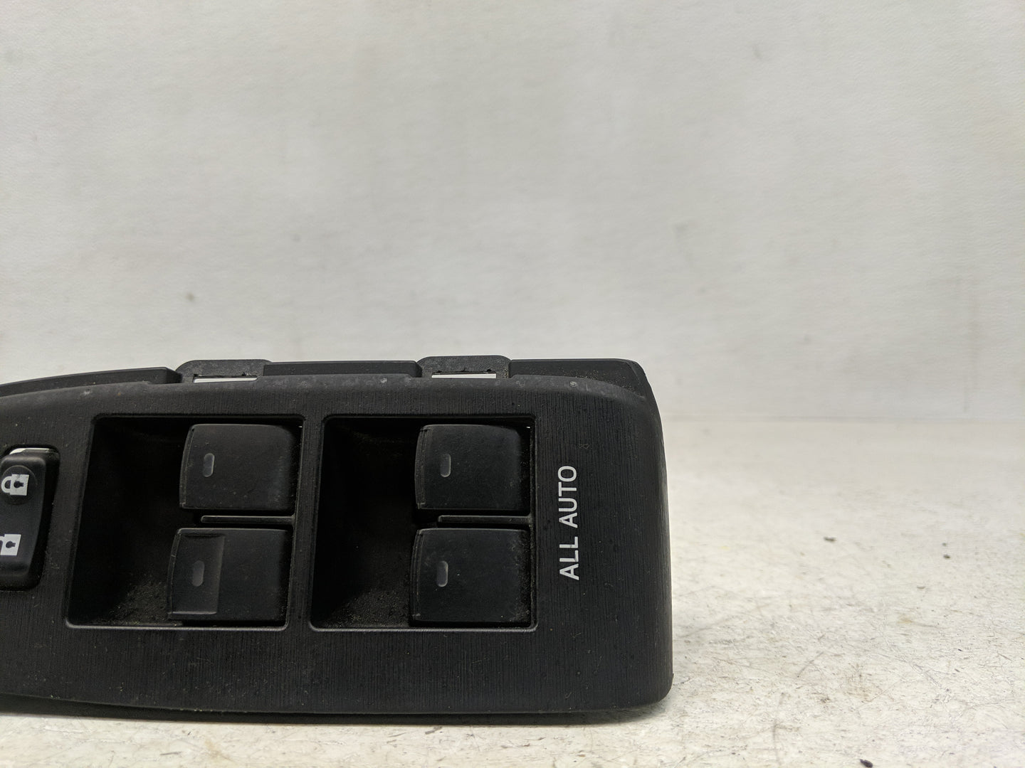 2010-2014 Toyota Prius Master Power Window Switch Replacement Driver Side Left P/N:74232-47090 Fits OEM Used Auto Parts - Oe