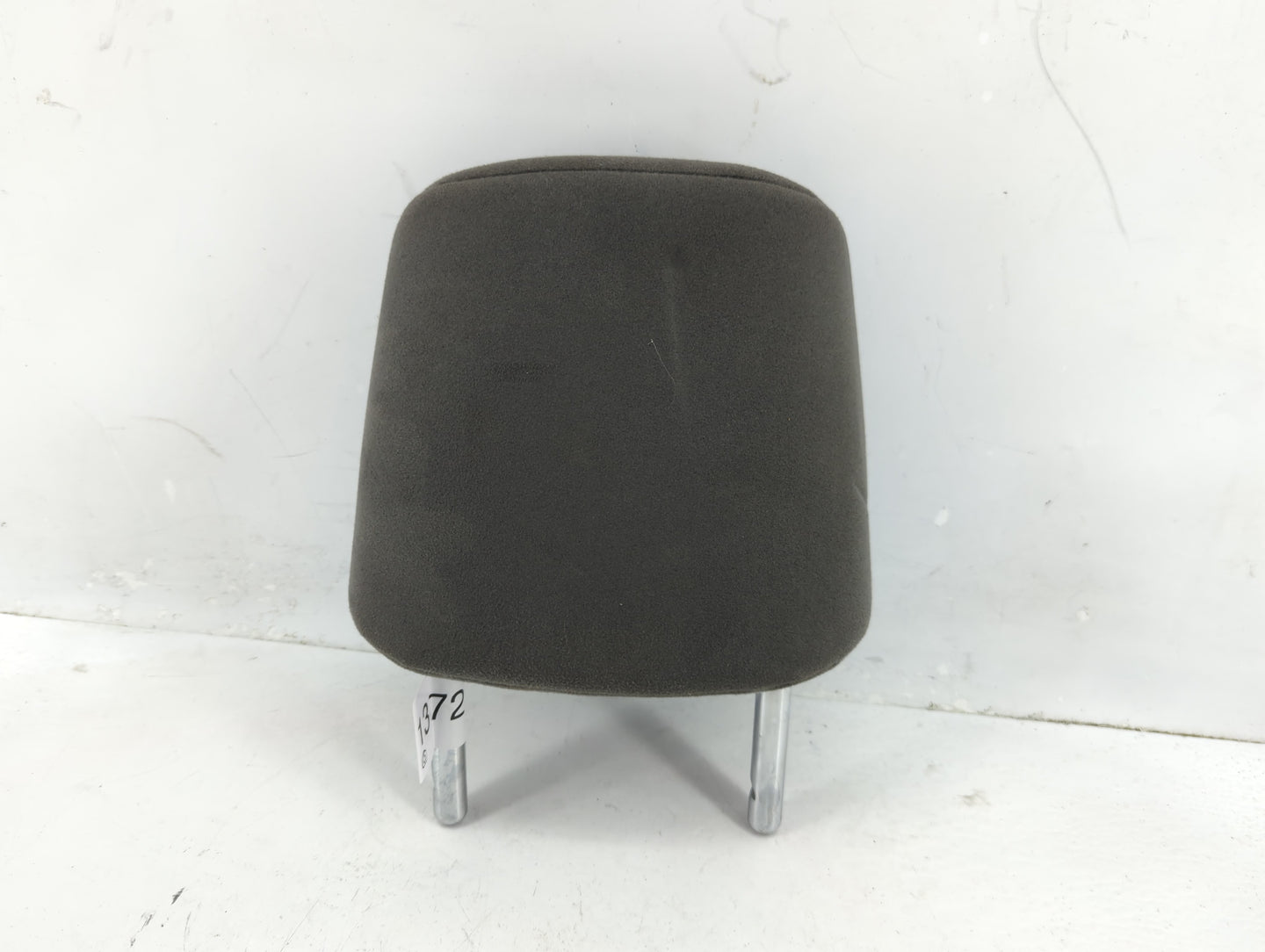 2010-2011 Toyota Prius Headrest Head Rest Rear Seat Fits Fits 2010 2011 OEM Used Auto Parts - Oemusedautoparts1.com