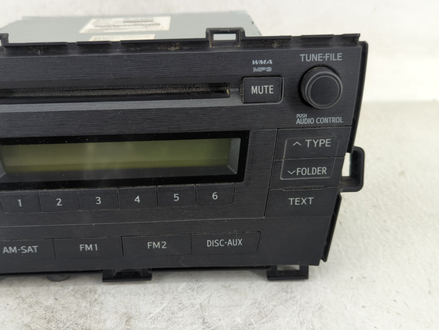 2010-2011 Toyota Prius Radio AM FM Cd Player Receiver Replacement P/N:86120-47290 Fits Fits 2010 2011 OEM Used Auto Parts - 