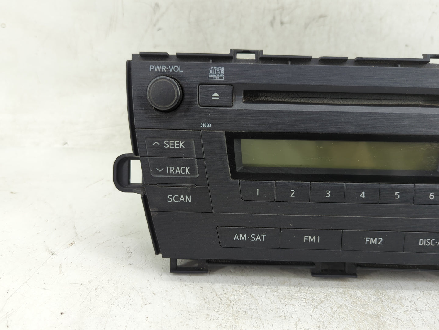 2010-2011 Toyota Prius Radio AM FM Cd Player Receiver Replacement P/N:86120-47290 Fits Fits 2010 2011 OEM Used Auto Parts - 