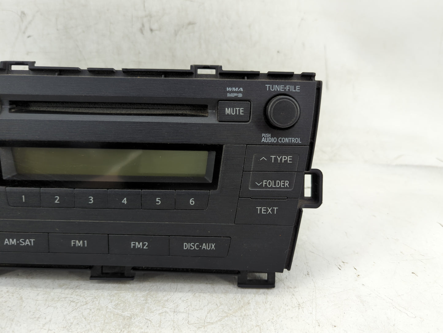 2010-2011 Toyota Prius Radio AM FM Cd Player Receiver Replacement P/N:86120-47290 Fits Fits 2010 2011 OEM Used Auto Parts - 