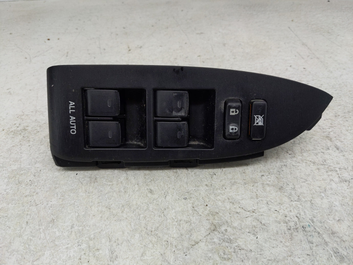 2010-2014 Toyota Prius Master Power Window Switch Replacement Driver Side Left P/N:84040-33100 Fits OEM Used Auto Parts - Oe