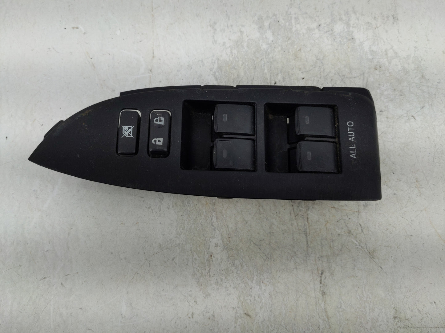 2010-2014 Toyota Prius Master Power Window Switch Replacement Driver Side Left P/N:84040-33100 Fits OEM Used Auto Parts - Oe