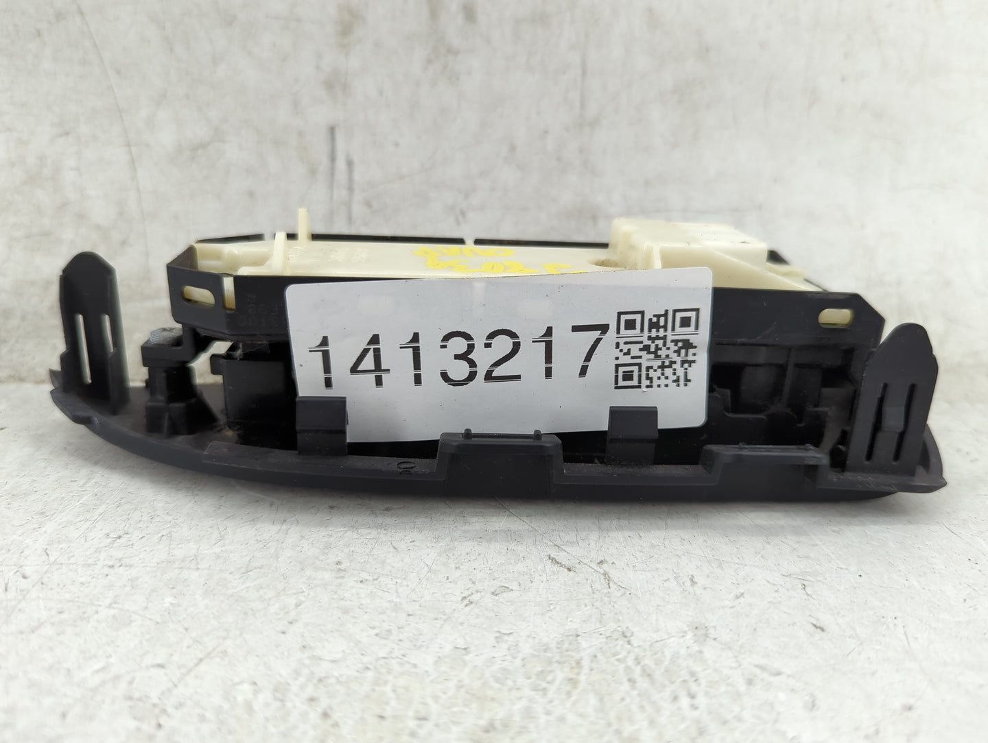 2010-2014 Toyota Prius Master Power Window Switch Replacement Driver Side Left P/N:74232-47090 Fits OEM Used Auto Parts - Oe