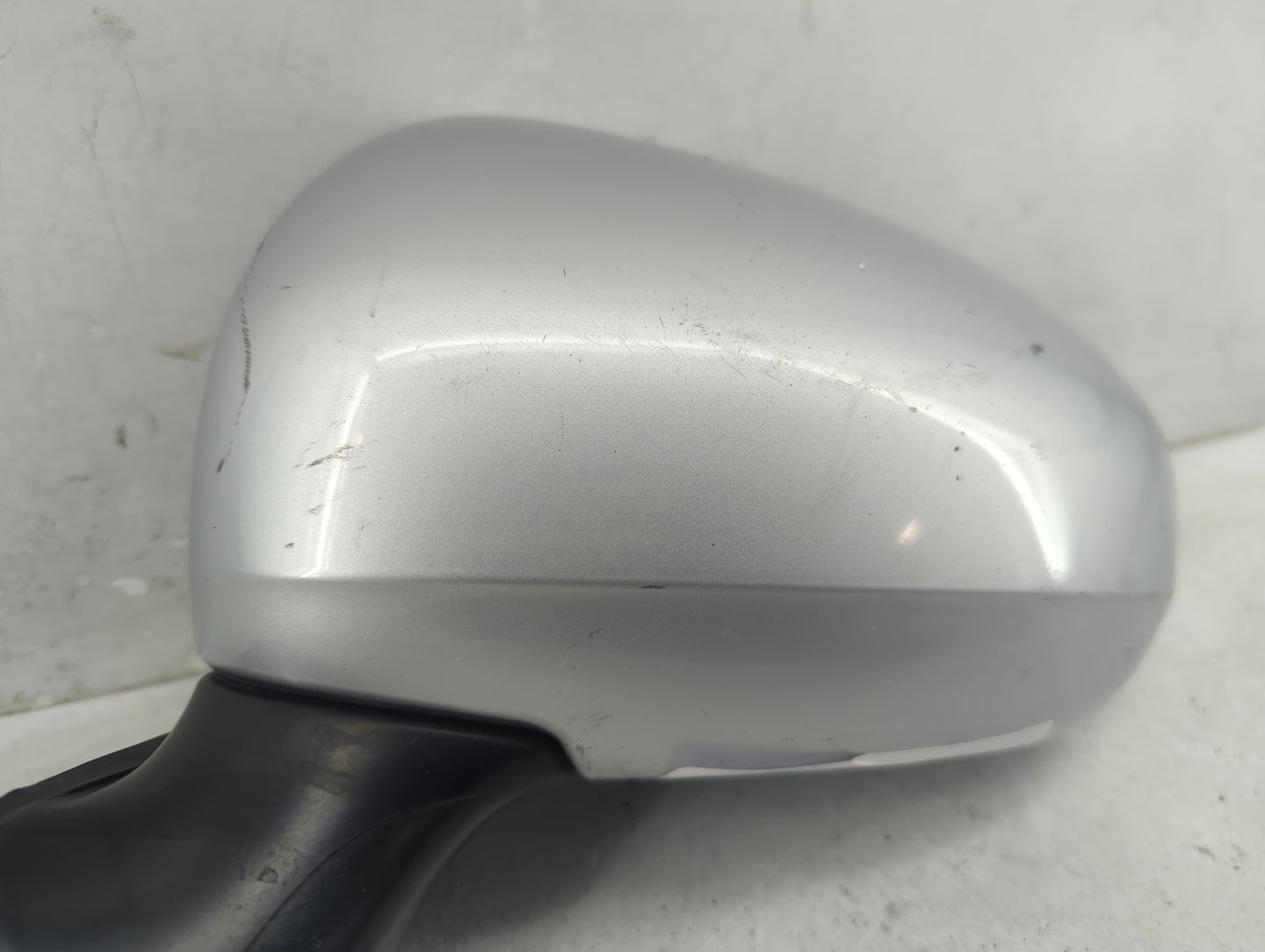 2010-2015 Toyota Prius Driver Side View Mirror - Left Door Mirror OEM Used - Oemusedautoparts1.com