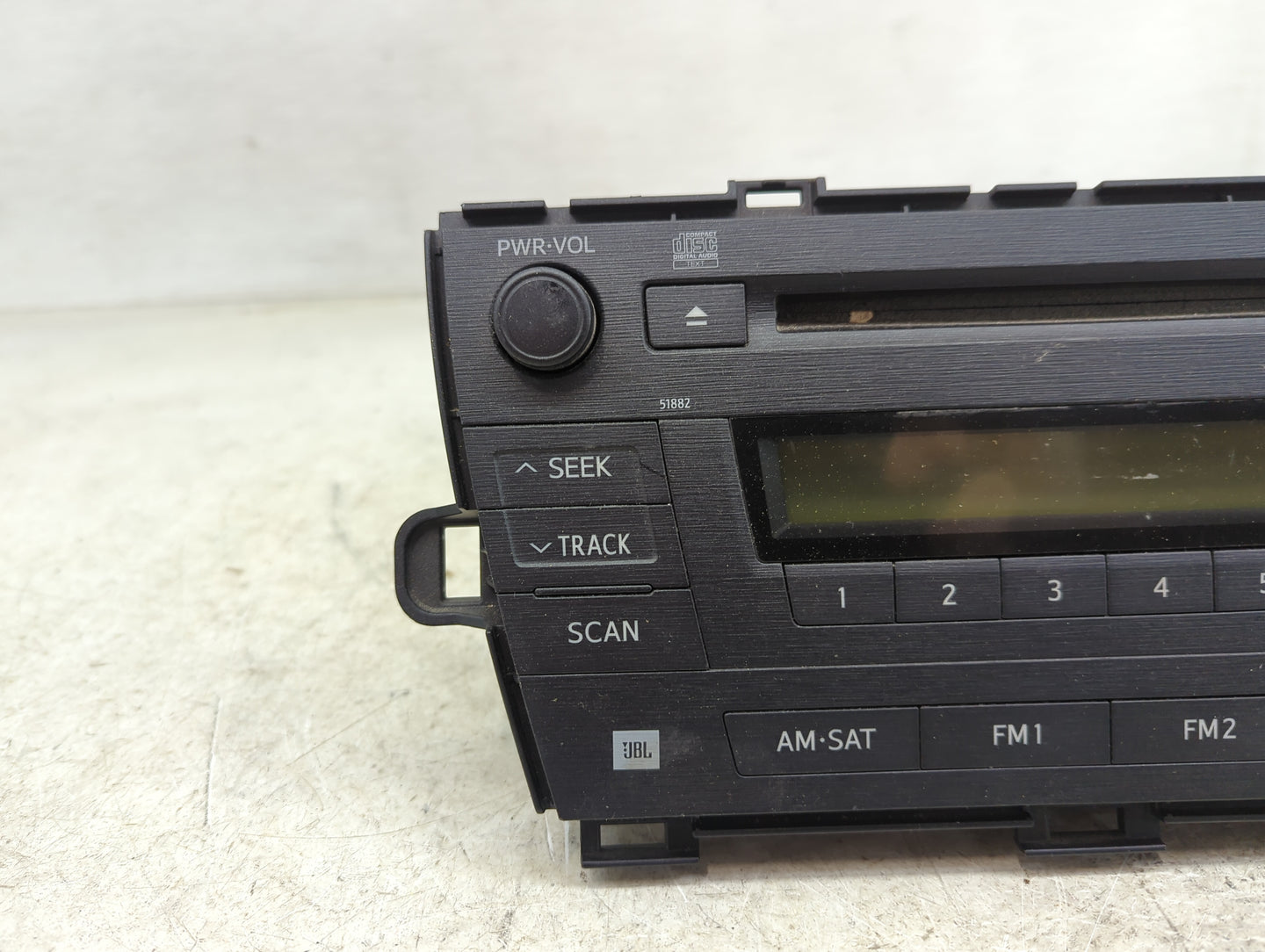 2010-2011 Toyota Prius Radio AM FM Cd Player Receiver Replacement P/N:86120-47370 Fits Fits 2010 2011 OEM Used Auto Parts - 