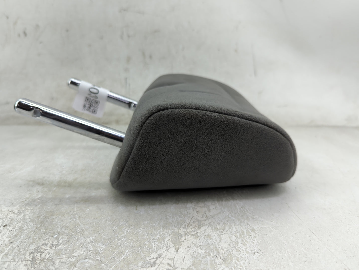 2010-2011 Toyota Prius Headrest Head Rest Rear Seat Fits Fits 2010 2011 OEM Used Auto Parts - Oemusedautoparts1.com
