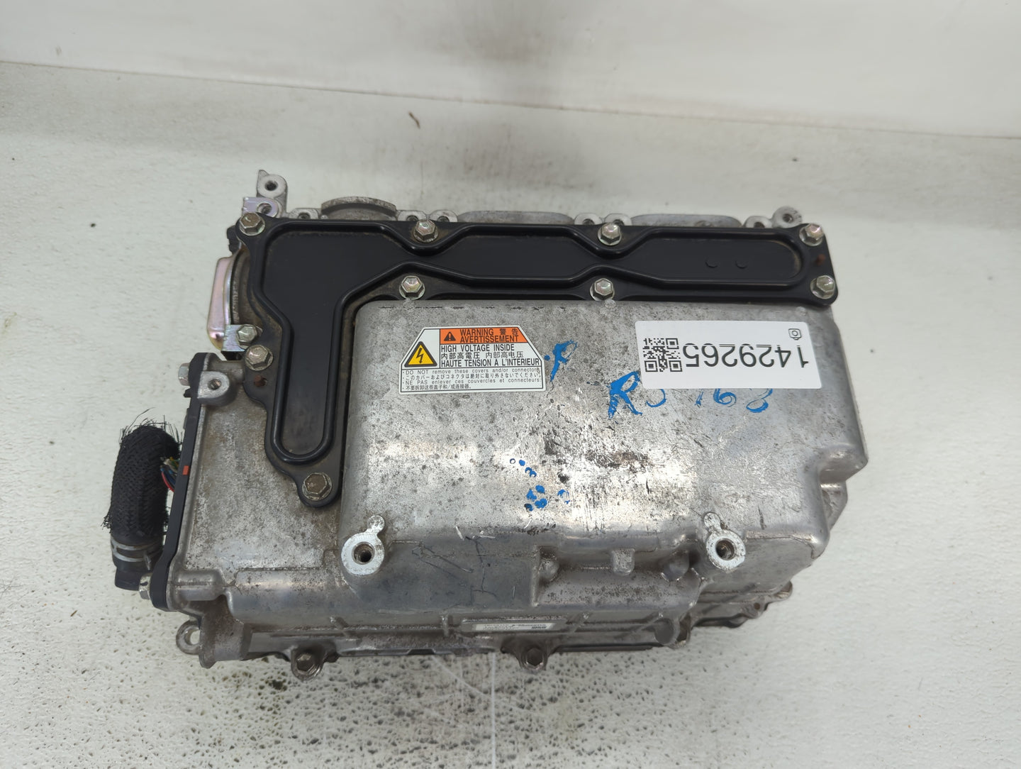 2010-2011 Toyota Prius Hybrid DC Synergy Drive Power Inverter P/N:G9200-47140 Fits Fits 2010 2011 OEM Used Auto Parts - Oemu