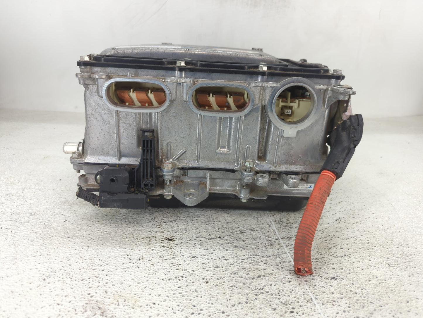2010-2011 Toyota Prius Hybrid DC Synergy Drive Power Inverter P/N:G9200-47140 Fits Fits 2010 2011 OEM Used Auto Parts - Oemu