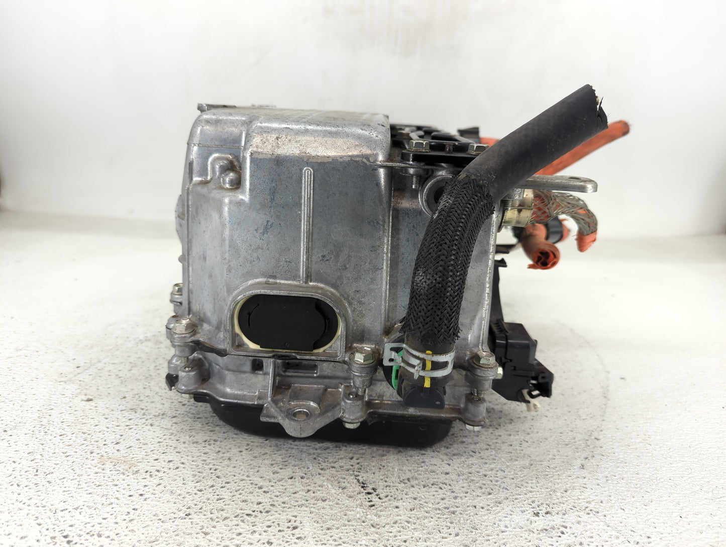 2010-2011 Toyota Prius Hybrid DC Synergy Drive Power Inverter P/N:G9200-47141 G9200-47140 Fits Fits 2010 2011 OEM Used Auto 