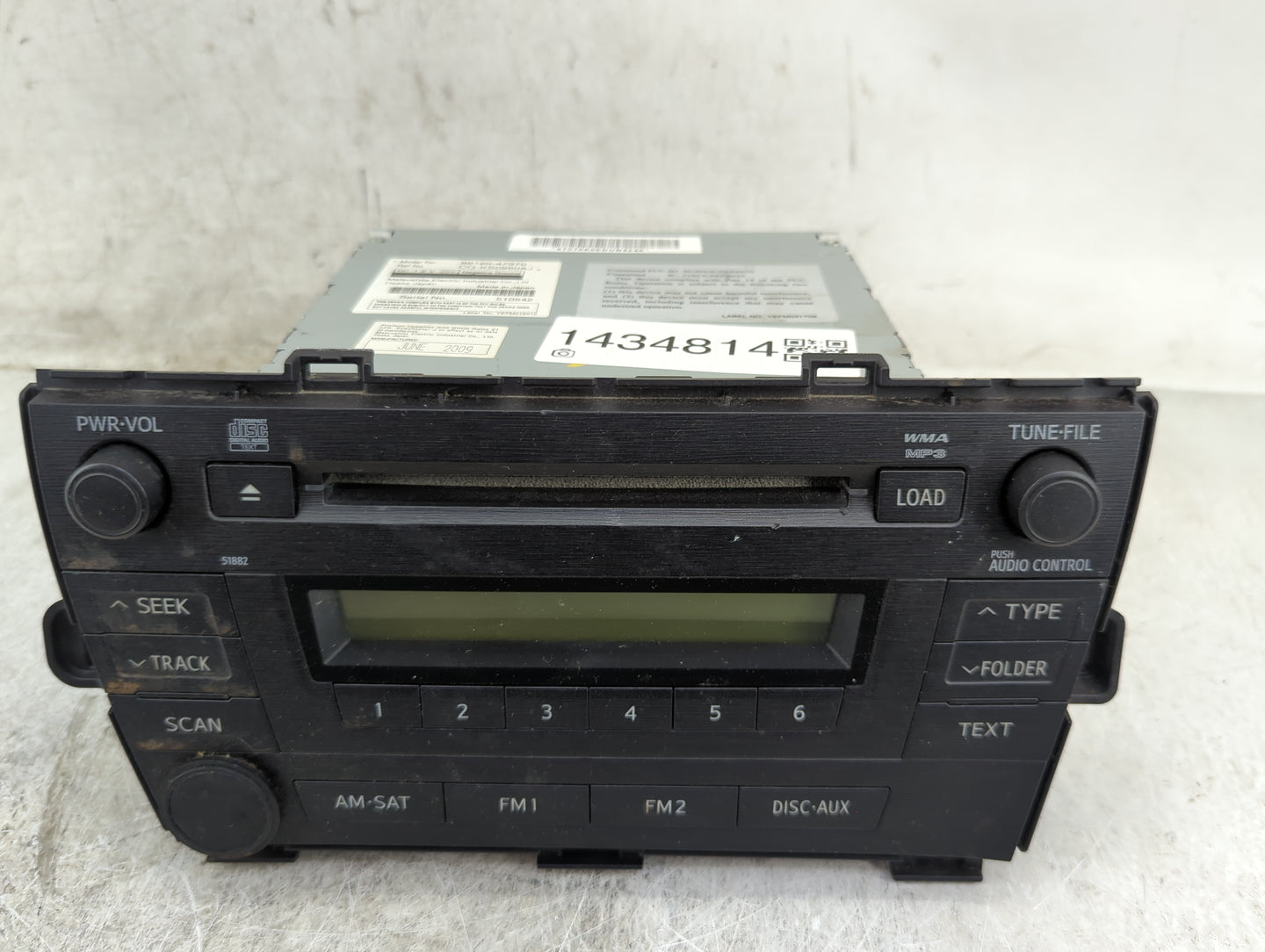 2010-2011 Toyota Prius Radio AM FM Cd Player Receiver Replacement P/N:86120-47370 CQ-KS0960AJ Fits Fits 2010 2011 OEM Used A
